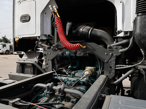 Sinotruk Howo Tractor Truck 380hp 400hp 6x4 - 图片 4